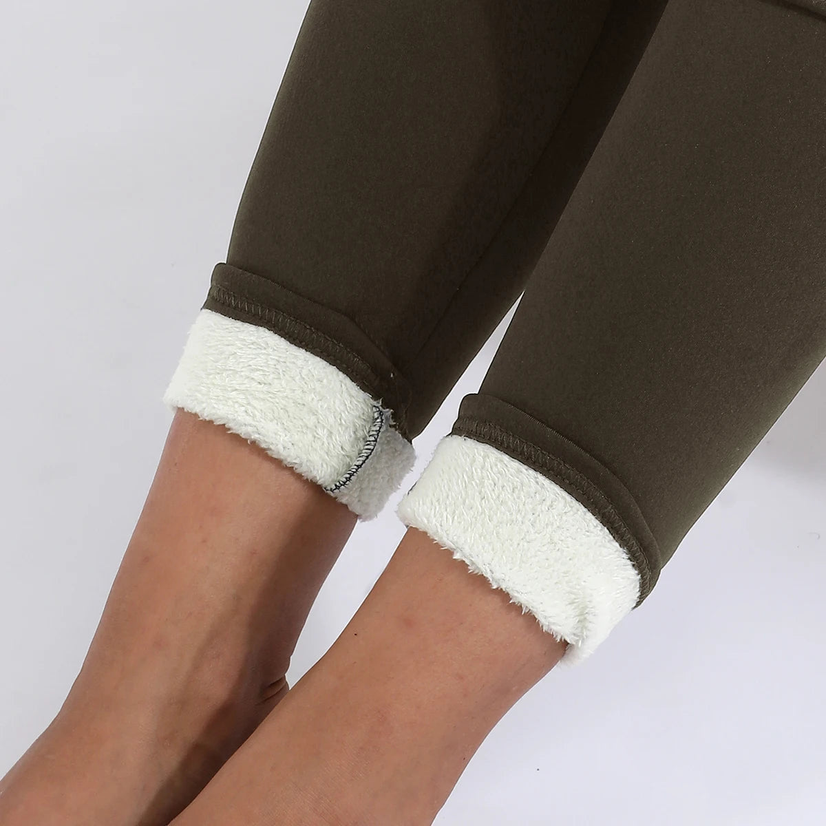 "Cosy up this Winter: Women's Thick Velvet Stretch Leggings For Ultimate Warmth"